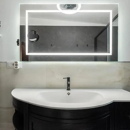 Beachfront- Private Pool And Design *