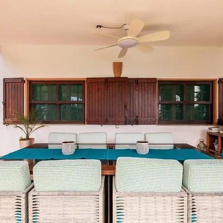 Beachfront With Direct Access -private Pool & Zen Area