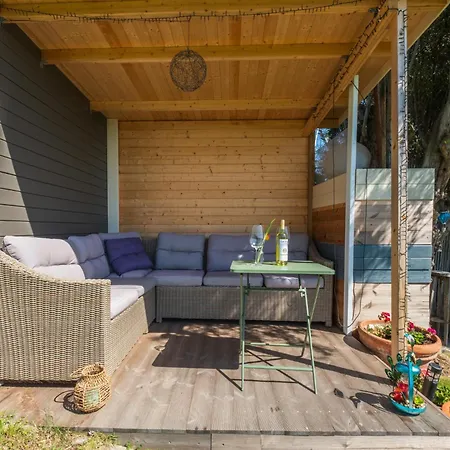 Beachfront With Direct Access -private Pool & Zen Area *