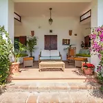 Beachfront With Direct Access -private Pool & Zen Area Apartamento Quartu SantʼElena