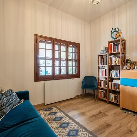 Beachfront- Private Pool And Design