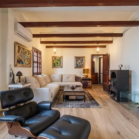 Beachfront- Private Pool And Design Daire