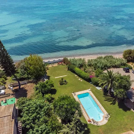 Beachfront- Private Pool And Design Quartu SantʼElena