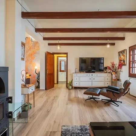 Beachfront- Private Pool And Design * Quartu SantʼElena