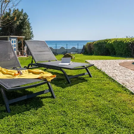 Beachfront With Direct Access -private Pool & Zen Area * Quartu SantʼElena