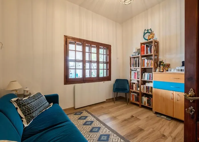 Beachfront- Private Pool And Design