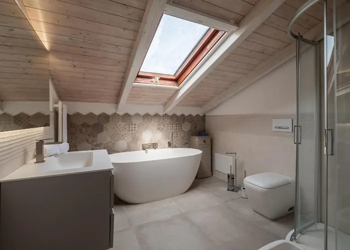 Apartman Beachfront- Private Pool And Design Quartu SantʼElena