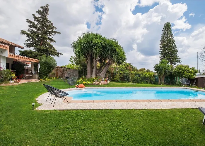 Beachfront- Private Pool And Design *